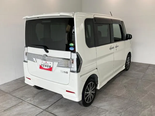 Daihatsu Tanto 2018 photo 3