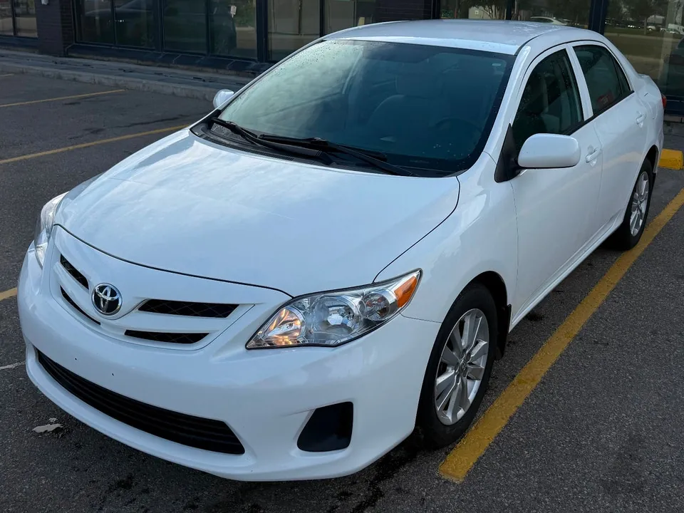 Toyota Corolla 2012 photo 2