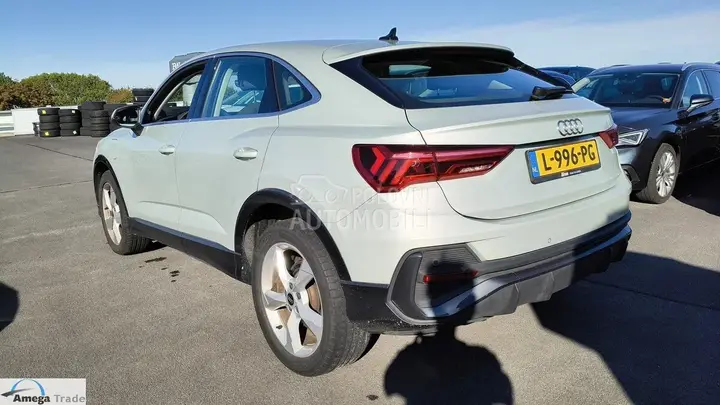 Audi Q3 2021 photo 2