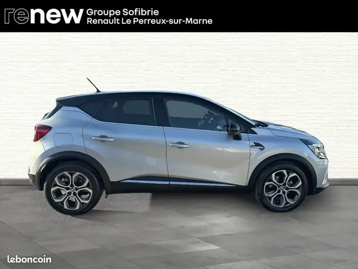 Renault Captur 2022 photo 4