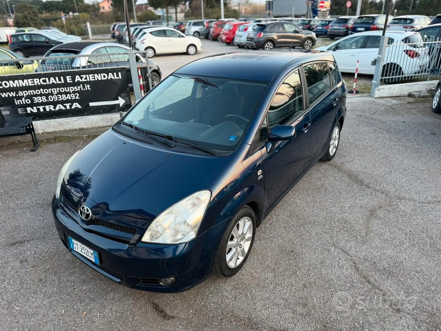 Toyota Corolla Verso 2005 photo 2