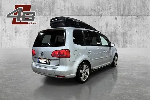 Volkswagen Touran 2011 photo 5