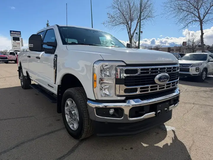 Ford F350 2025 photo 5