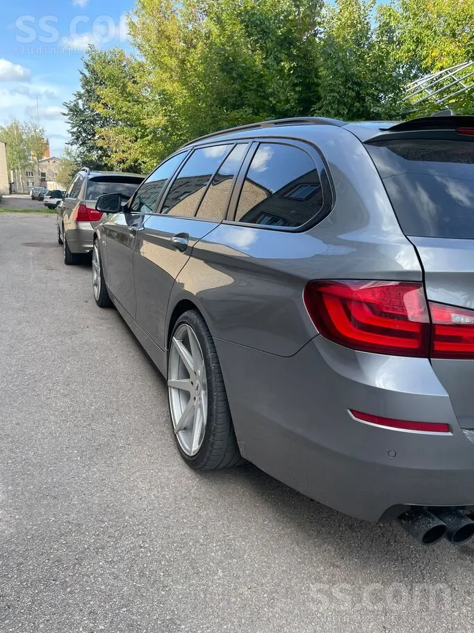BMW 520 2011 photo 3
