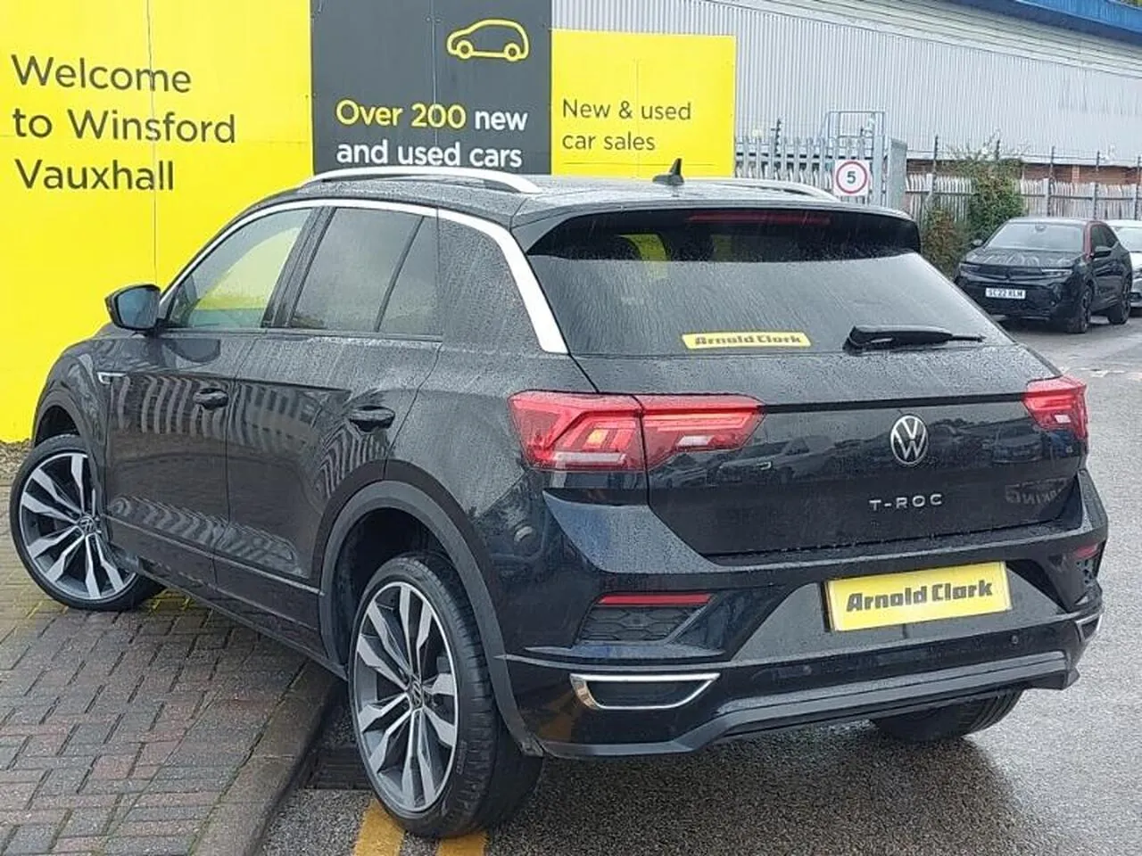 Volkswagen T-Roc 2021 photo 2