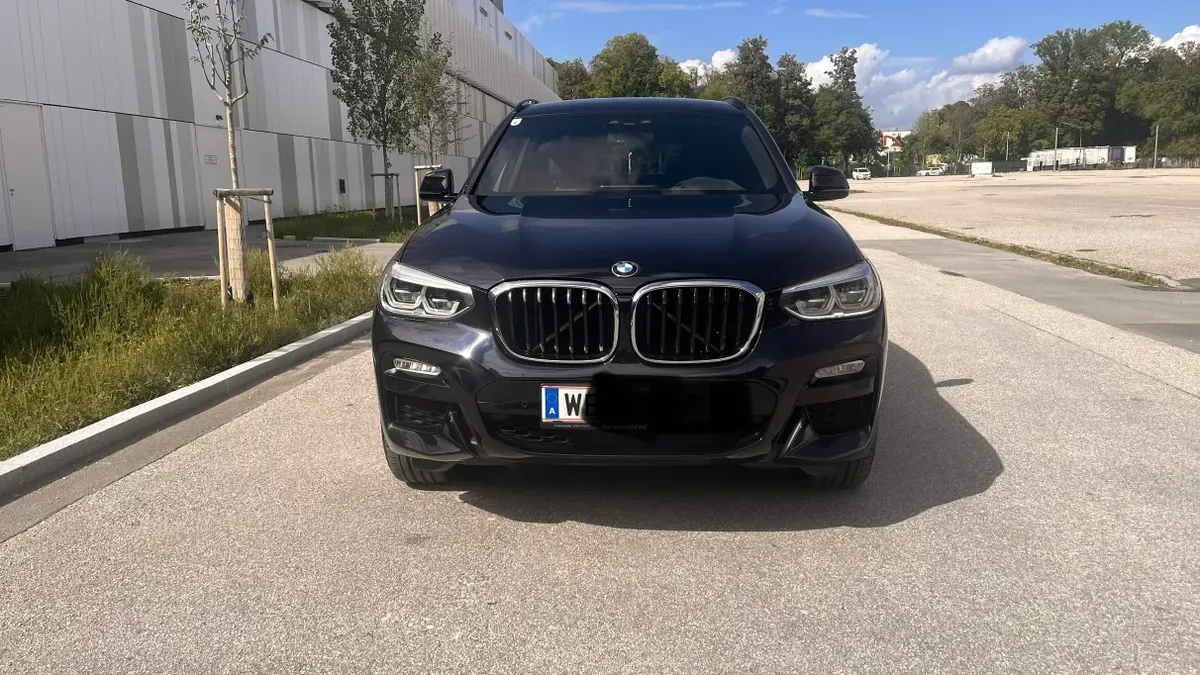 BMW X3 2019 photo 2