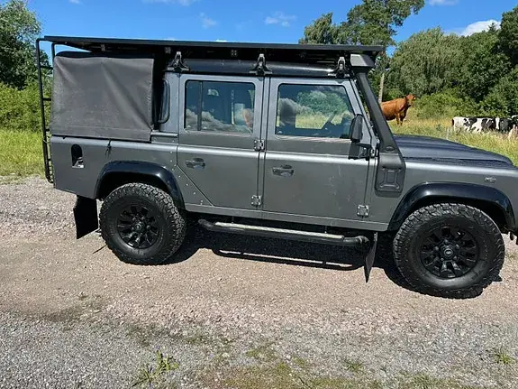 Land Rover Defender 110 2015 photo 3