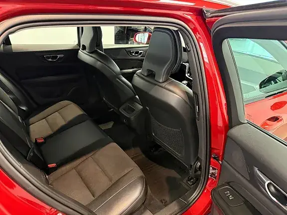 Volvo V60 Cross Country 2020 photo 5