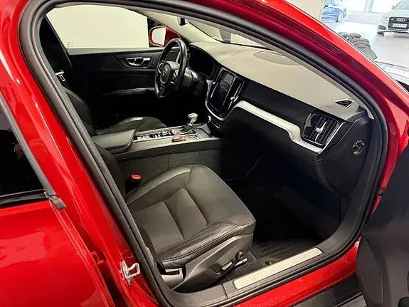 Volvo V60 Cross Country 2020 photo 3