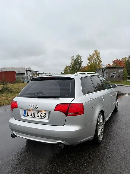 Audi A4 2007 photo 4