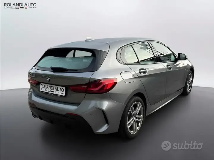 BMW 1 Series 2023 photo 3