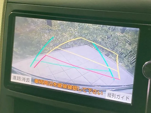 Toyota Vellfire 2013 photo 4