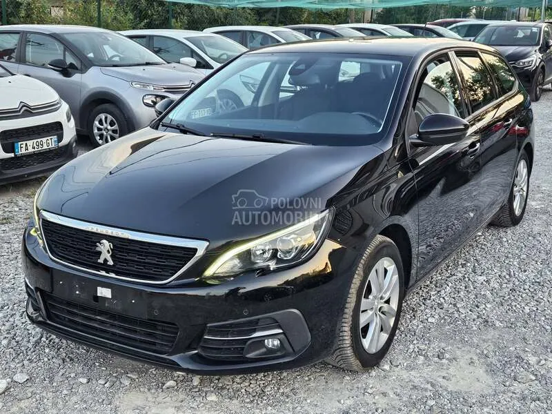 Peugeot 308 2019 photo 2