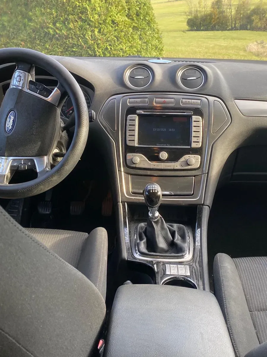 Ford Mondeo 2010 photo 3