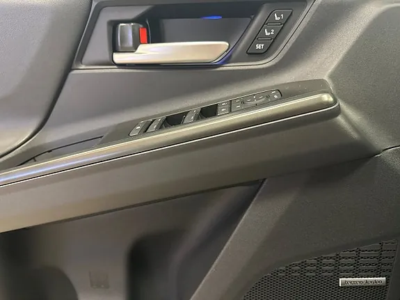 Subaru Solterra 2026 photo 4