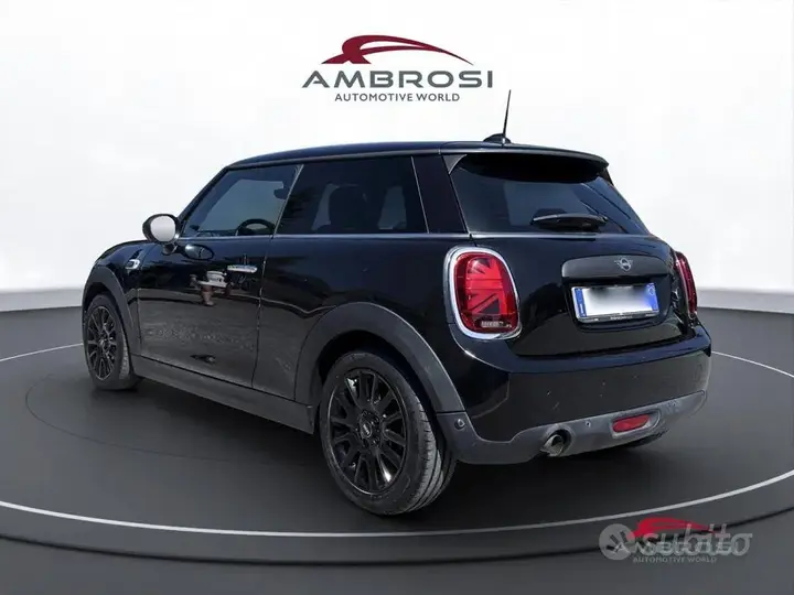 Mini One 2019 photo 4
