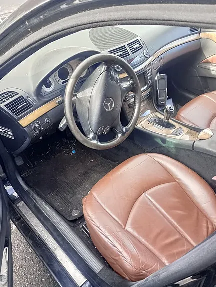 Mercedes-Benz E220 D 2006 photo 4