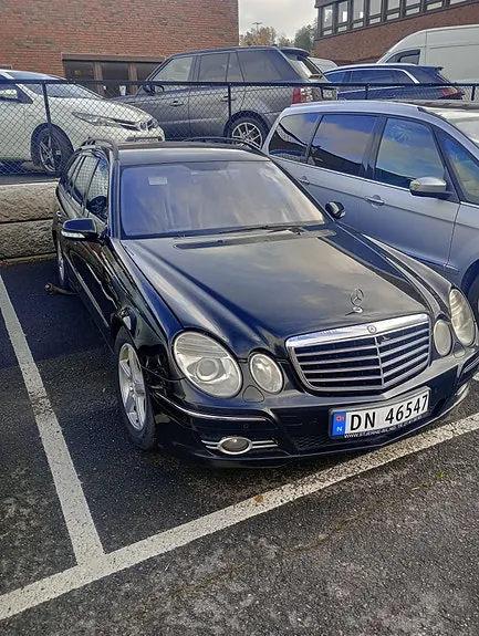 Mercedes-Benz E220 D 2006 photo 3