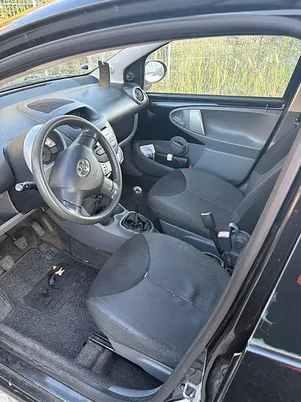 Toyota Aygo 2010 photo 3