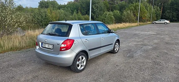Skoda Fabia 2008 photo 3
