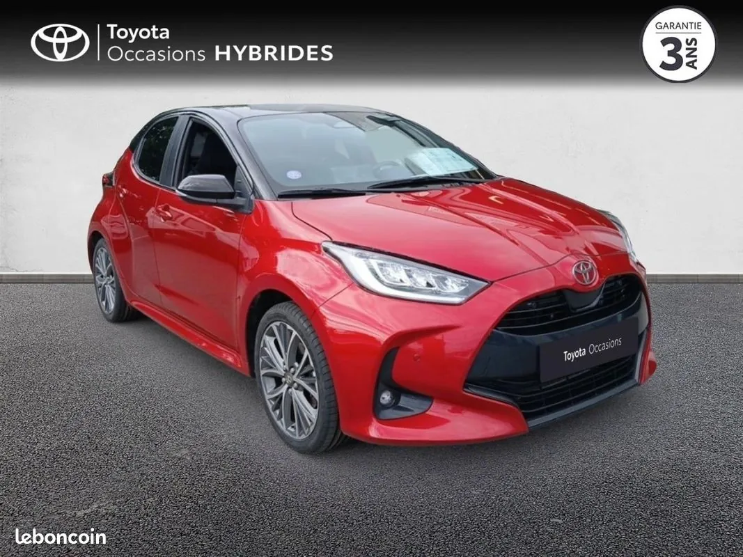 Toyota Yaris 2024 photo 2