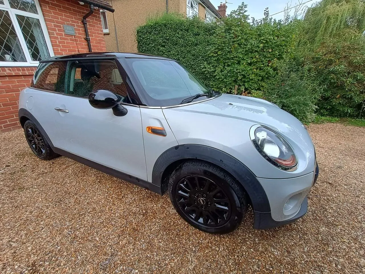 Mini Hatch 2015 photo 3