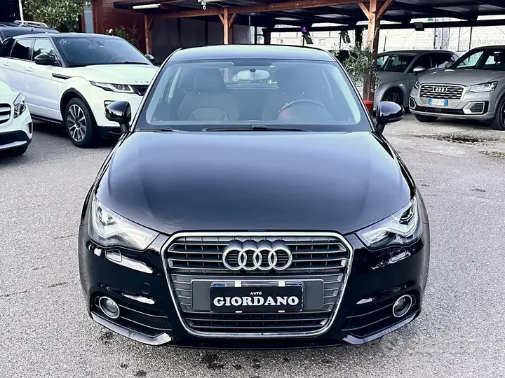 Audi A1 2011 photo 2