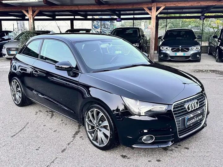 Audi A1 2011 photo 3