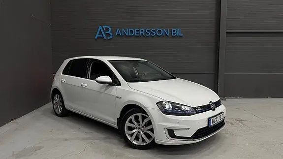Volkswagen E-Golf 2015 photo 2