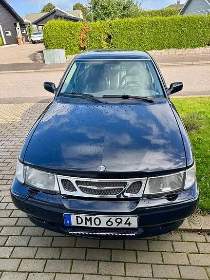 Saab 9-3 1999 photo 2