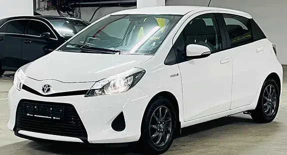 Toyota Yaris 2014 photo 2