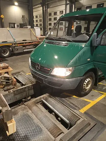 Mercedes-Benz Sprinter 311 2004 photo 3