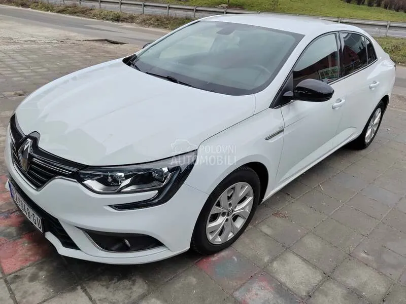 Renault Megane 2020 photo 2