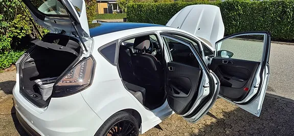 Ford Fiesta 2017 photo 4
