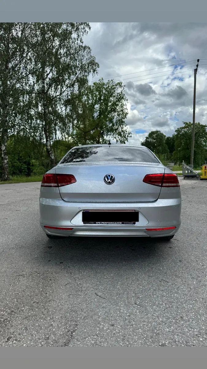 Volkswagen Passat 2015 photo 2