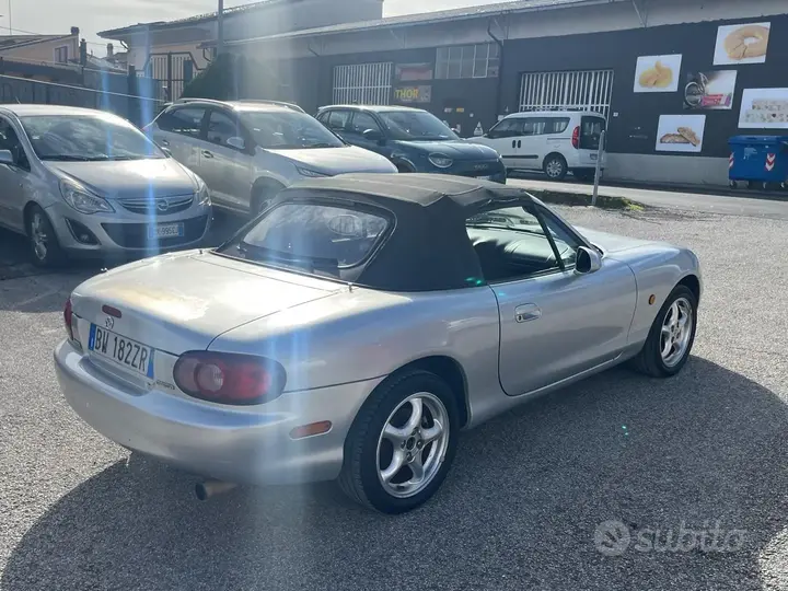 Mazda Mx-5 2001 photo 5