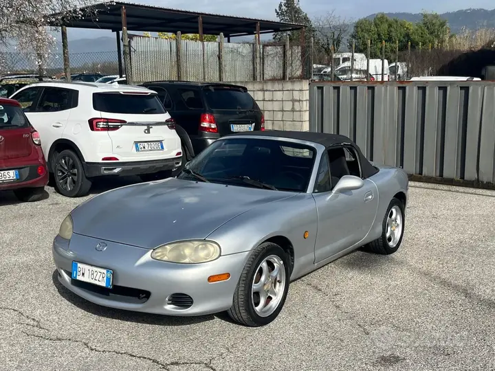 Mazda Mx-5 2001 photo 2