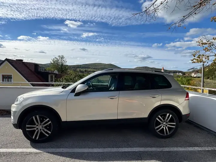 Volkswagen Touareg 2016 photo 3