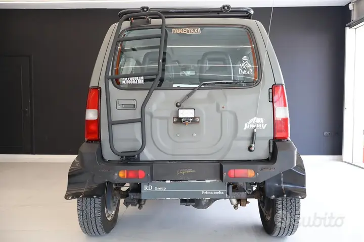 Suzuki Jimny 2006 photo 4