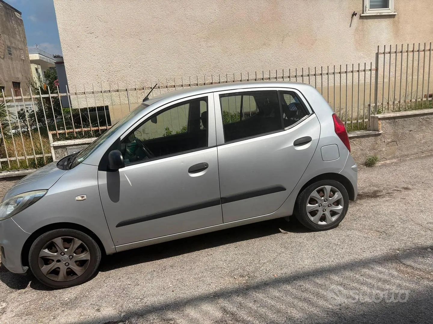 Hyundai I10 2015 photo 3