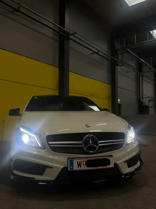 Mercedes-Benz A-Class 2013 photo 3