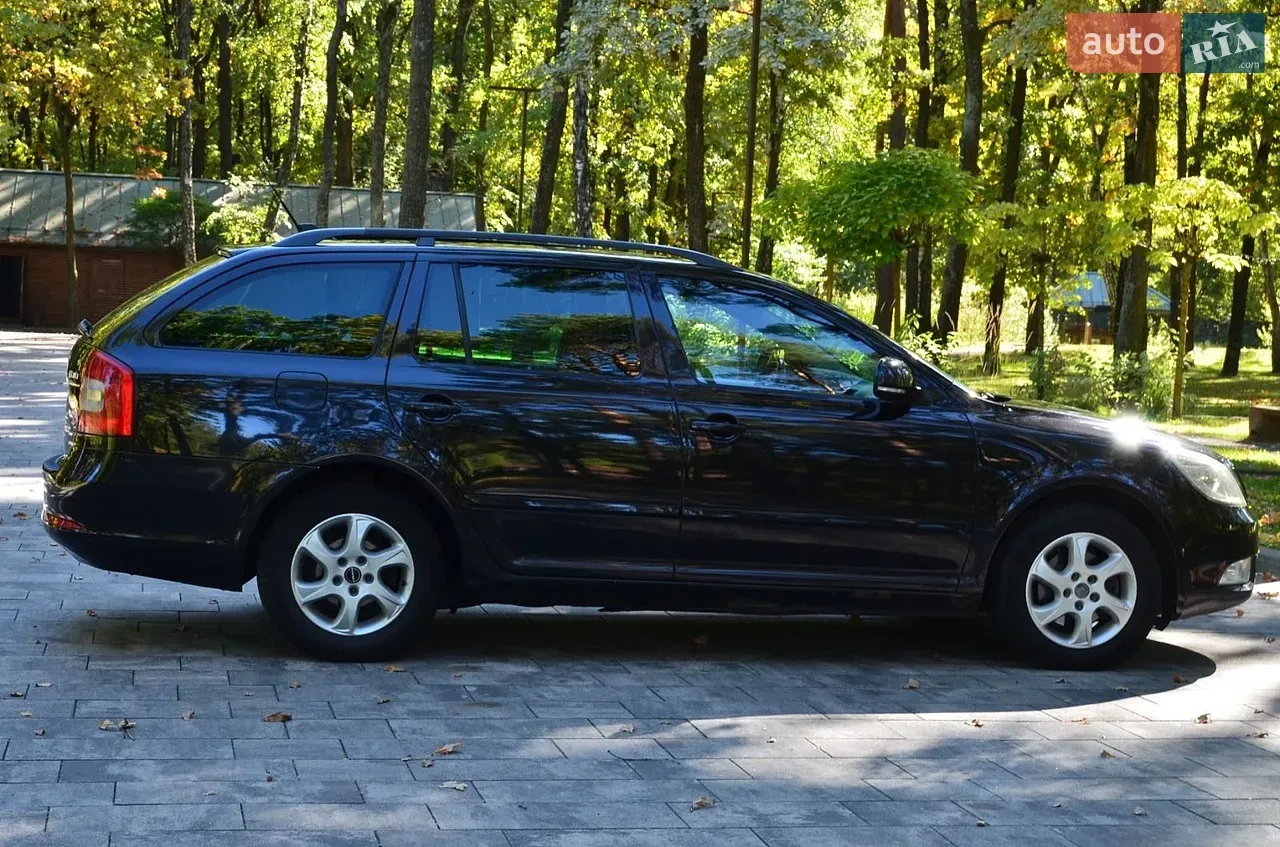 Skoda Octavia 2010 photo 5