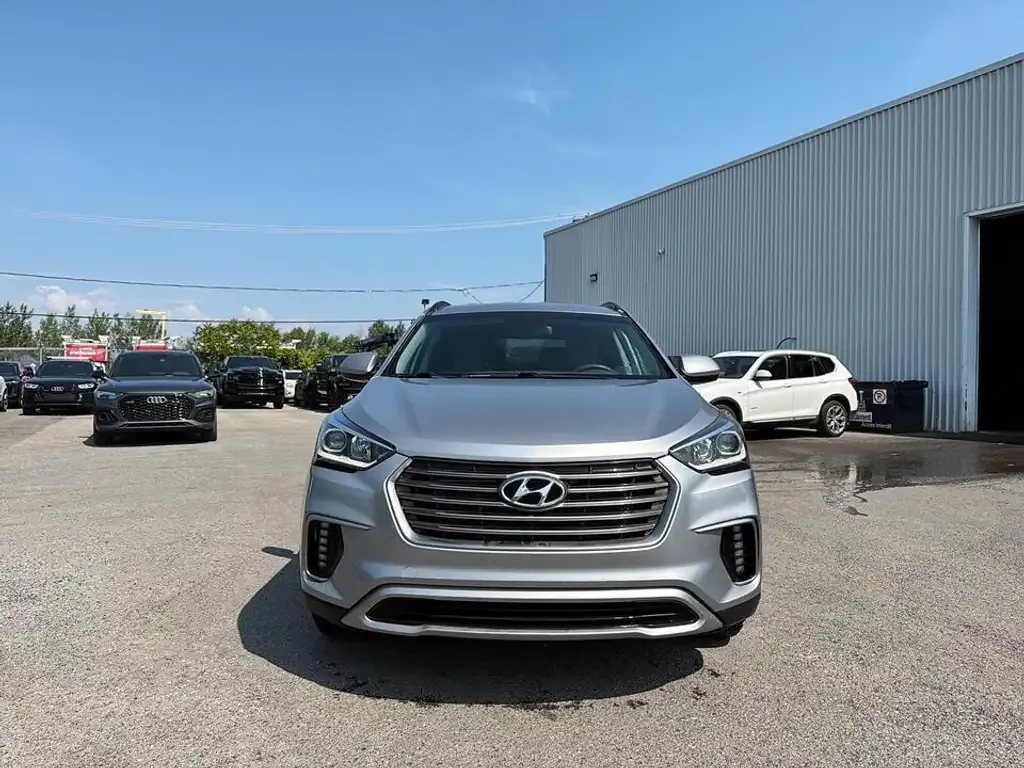 Hyundai Santa Fe 2018 photo 2