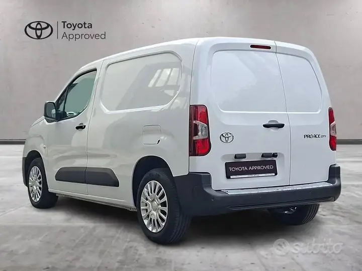 Toyota Proace City 2025 photo 3