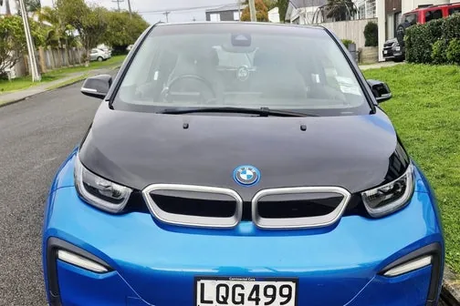 BMW I3