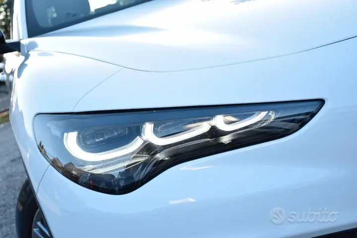 Alfa Romeo Stelvio 2023 photo 4