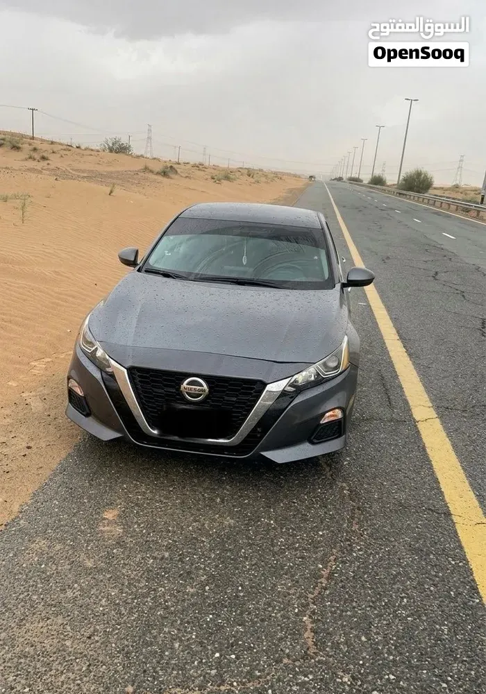 Nissan Altima