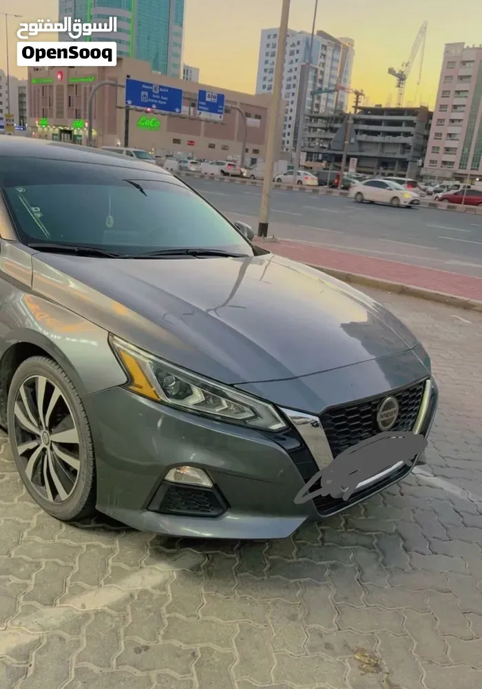 Nissan Altima 2020 photo 2
