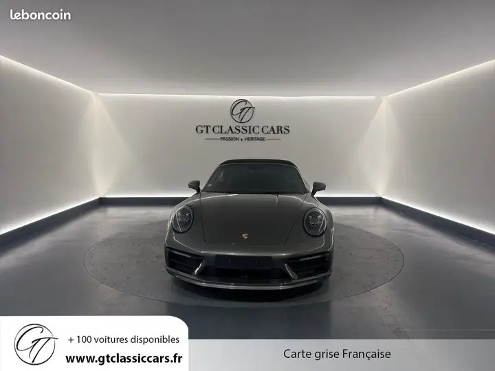 Porsche 911 2020 photo 2