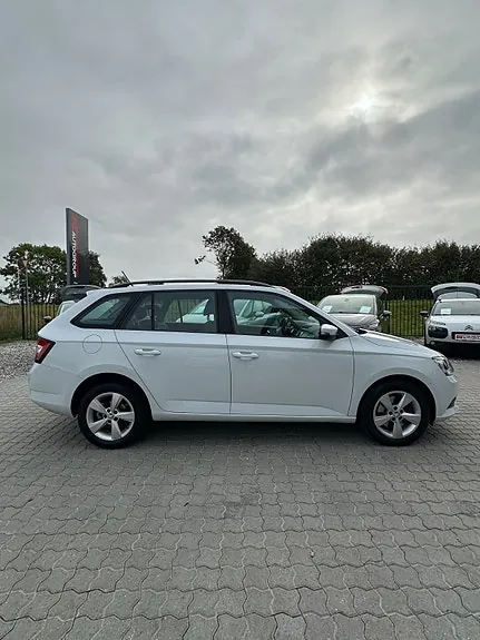 Skoda Fabia 2017 photo 2
